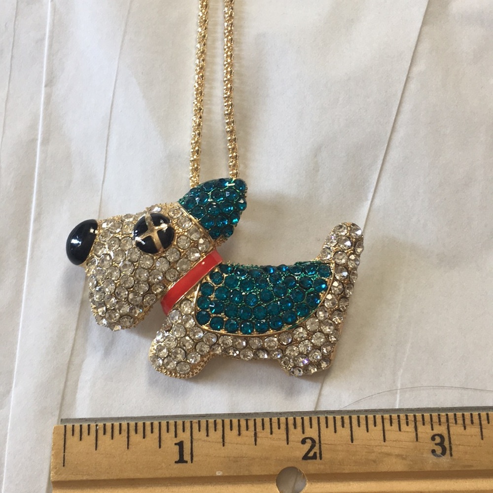 Nicely jeweled basset hound necklace or brooch